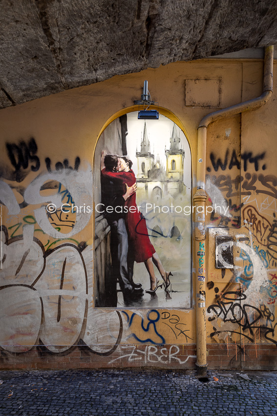 The Kiss, Prague